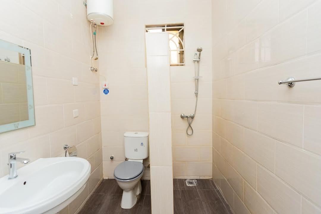 Dann Residence Ogbodjo 外观 照片